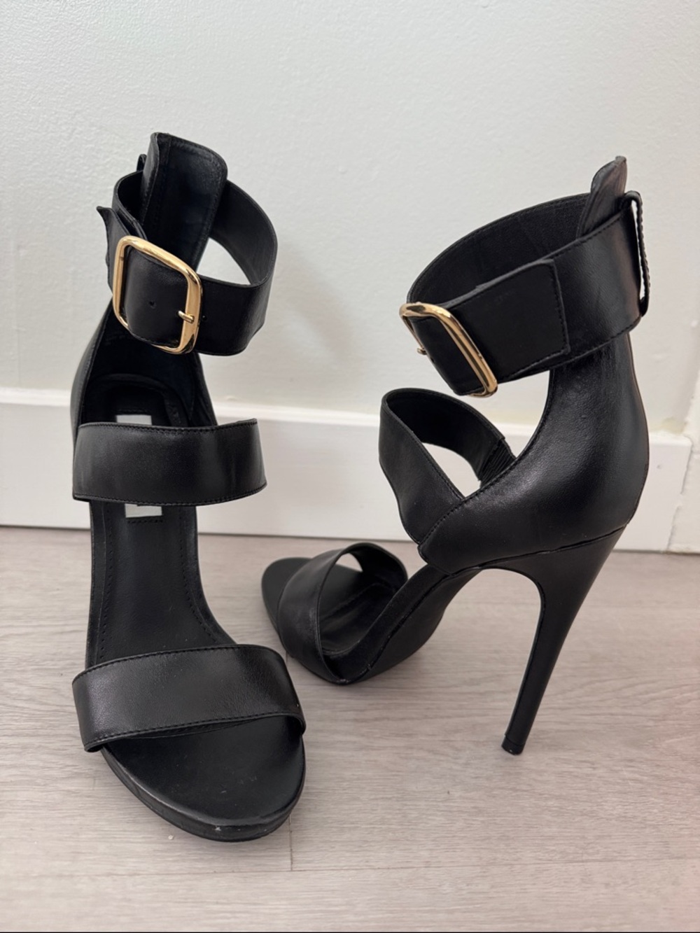 Steve Madden Black Strappy Stiletto Sandals with Gold Buckle - Picture 3 of 5